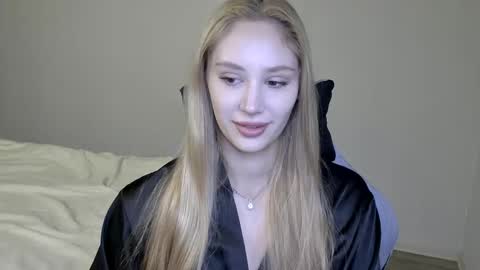 LaylaPretty001 online show from December 23, 2025, 5:27 am