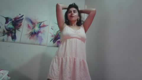 laylashani online show from January 22, 2025, 5:48 am