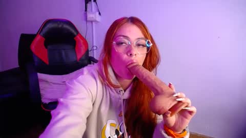 Vannessa  online show from February 10, 2025, 7:07 pm