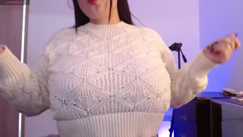 Snapshot of layna_cold chatting on May 29, 2026, 2:59 pm Vannessa online show from May 29, 2026, 2:59 pm