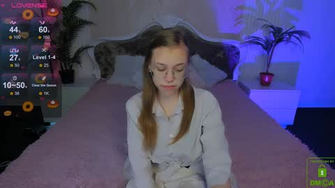 Snapshot of layriantavee chatting on December 28, 2024, 6:39 am layriantavee online show from December 28, 2024, 6:39 am