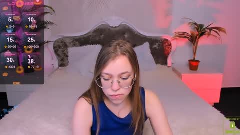 Snapshot of layriantavee chatting on January 17, 2025, 10:22 am layriantavee online show from January 17, 2025, 10:22 am