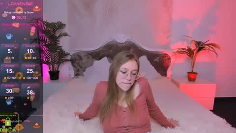 Snapshot of layriantavee chatting on January 25, 2025, 10:08 am layriantavee online show from January 25, 2025, 10:08 am