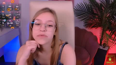 Snapshot of layriantavee chatting on January 27, 2025, 7:03 am layriantavee online show from January 27, 2025, 7:03 am