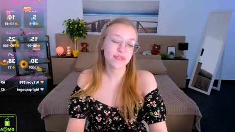 Snapshot of layriantavee chatting on February 13, 2025, 10:34 am layriantavee online show from February 13, 2025, 10:34 am