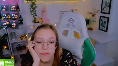 Snapshot of layriantavee chatting on February 26, 2025, 1:30 pm layriantavee online show from February 26, 2025, 1:30 pm