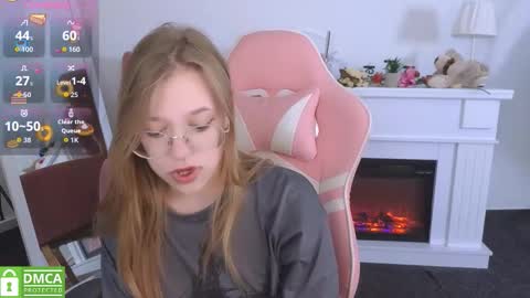 Snapshot of layriantavee chatting on September 25, 2025, 6:06 am layriantavee online show from September 25, 2025, 6:06 am