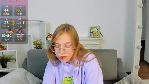 Snapshot of layriantavee chatting on September 30, 2025, 1:27 pm layriantavee online show from September 30, 2025, 1:27 pm