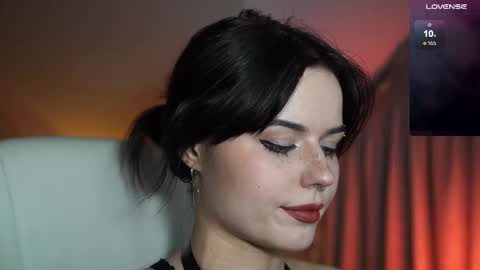 Pansy online show from February 4, 2026, 7:42 pm