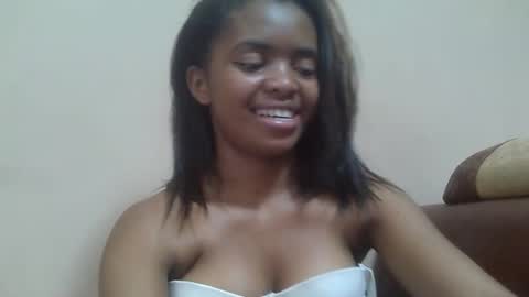 Snapshot of lea96546 chatting on October 13, 2025, 4:34 am lea96546 online show from October 13, 2025, 4:34 am