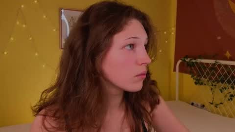 Lea online show from October 9, 2025, 12:03 pm