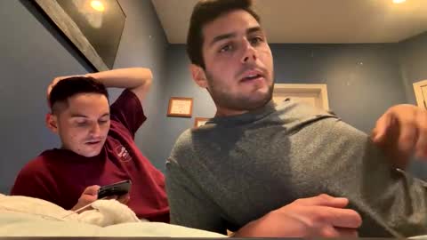 Snapshot of leaderzac chatting on April 12, 2026, 1:32 am leaderzac online show from April 12, 2026, 1:32 am