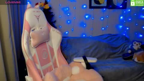 Leah  Gotty online show from December 20, 2024, 2:27 pm