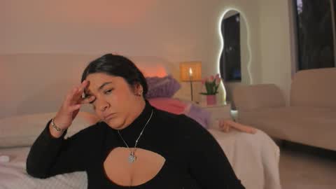 Leah online show from October 28, 2025, 4:09 pm