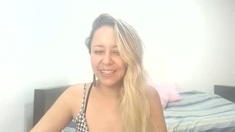 leah_susman online show from October 24, 2025, 2:35 pm