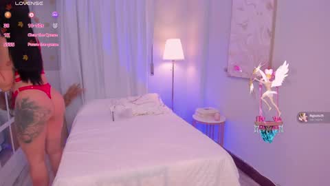 Leah Jones online show from April 7, 2026, 6:36 am