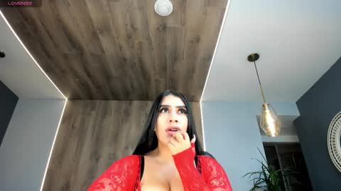 leahlombardi_ online show from January 14, 2026, 3:23 am