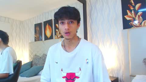 Lean online show from November 11, 2025, 9:04 pm