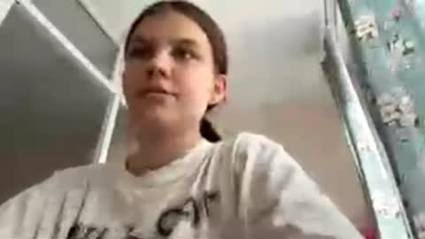 Snapshot of leanoraschoeck chatting on July 1, 2026, 12:29 pm Tracy online show from July 1, 2026, 12:29 pm