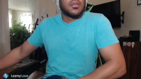 Learoy online show from February 24, 2025, 6:15 pm