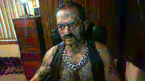 leathergreaser online show from February 4, 2025, 8:17 pm