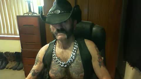 leathergreaser online show from September 8, 2025, 9:58 pm