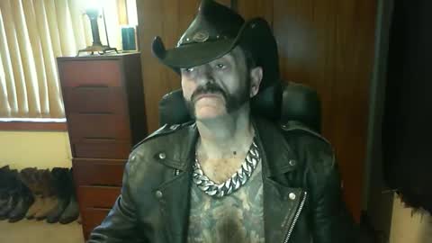leathergreaser online show from October 13, 2025, 9:04 pm