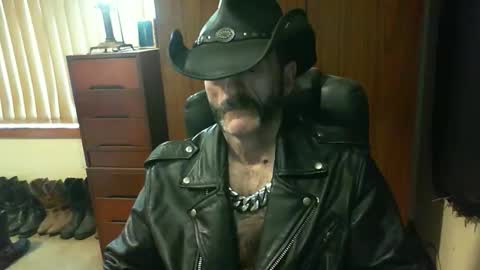 leathergreaser online show from October 28, 2025, 10:12 pm