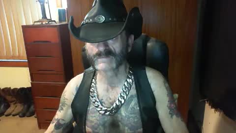 leathergreaser online show from January 7, 2026, 7:05 pm