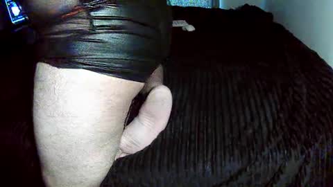 leatherman31 online show from October 17, 2025, 9:50 pm