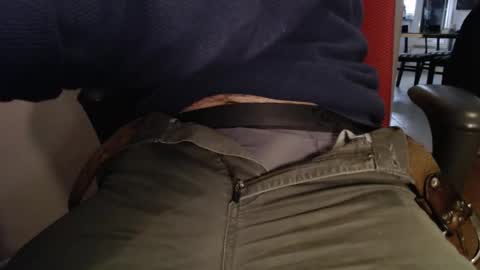 LeDoc  online show from December 20, 2025, 1:23 am