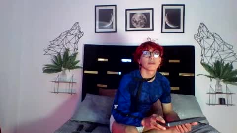 Snapshot of lee_roses chatting on June 8, 2026, 7:25 pm leeh online show from June 8, 2026, 7:25 pm