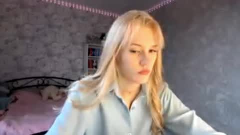 Kate online show from April 13, 2026, 11:16 am