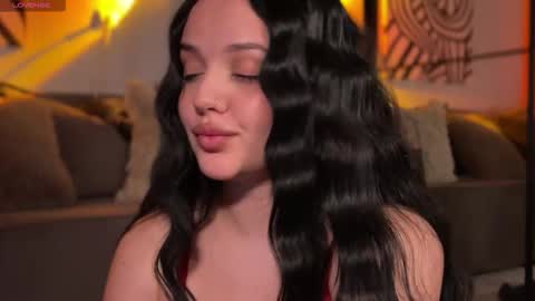 Amelie online show from March 4, 2026, 4:35 pm