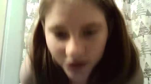 leeleel0v3 online show from January 9, 2026, 1:14 pm