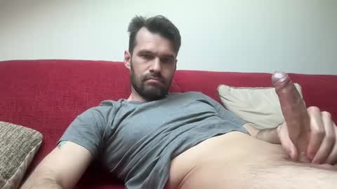 leexxx_69 online show from February 8, 2025, 3:42 pm