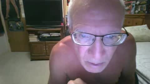 Snapshot of leezamm1132 chatting on June 7, 2026, 3:54 am leezamm1132 online show from June 7, 2026, 3:54 am