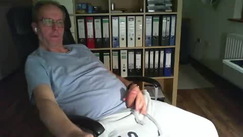 Dave online show from November 30, 2025, 11:31 pm