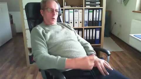 Dave online show from December 1, 2025, 12:54 pm