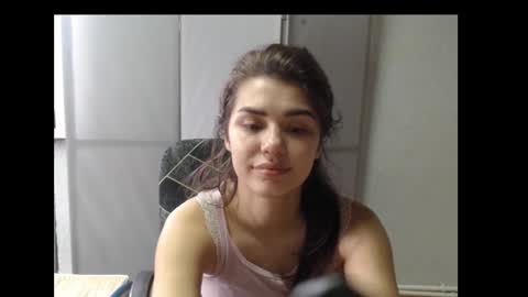 Liya online show from September 24, 2025, 9:34 am