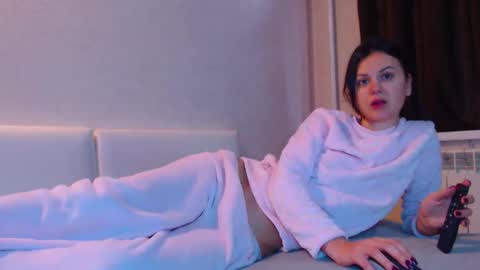 Magda online show from December 2, 2025, 10:53 am