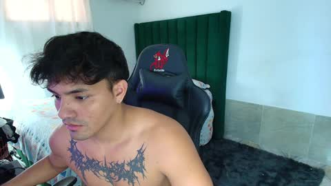  Lei  online show from March 29, 2026, 8:20 pm