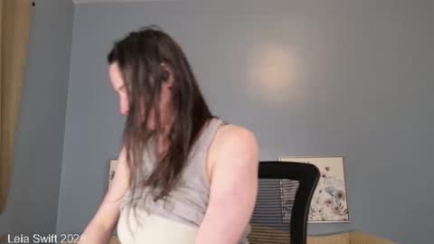 Leia Swift online show from February 7, 2026, 1:09 am