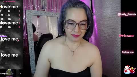 Leidy Brenda online show from December 15, 2024, 4:51 am