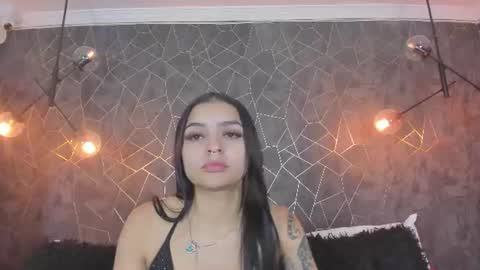 Snapshot of leigh_angels chatting on June 25, 2026, 10:03 pm LEIGH ANGELS online show from June 25, 2026, 10:03 pm