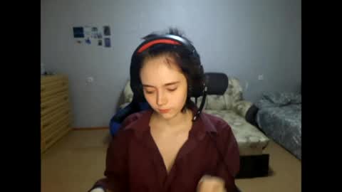 Viola online show from April 18, 2026, 9:04 pm