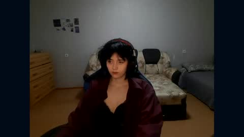 Viola online show from April 21, 2026, 2:51 am