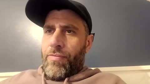 leightimmins001 online show from March 22, 2026, 9:40 pm