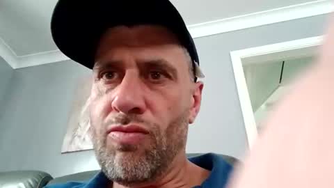 leightimmins001 online show from May 31, 2026, 6:04 pm