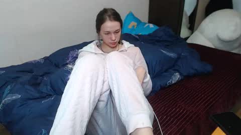 leila_bambi online show from February 22, 2025, 2:17 am